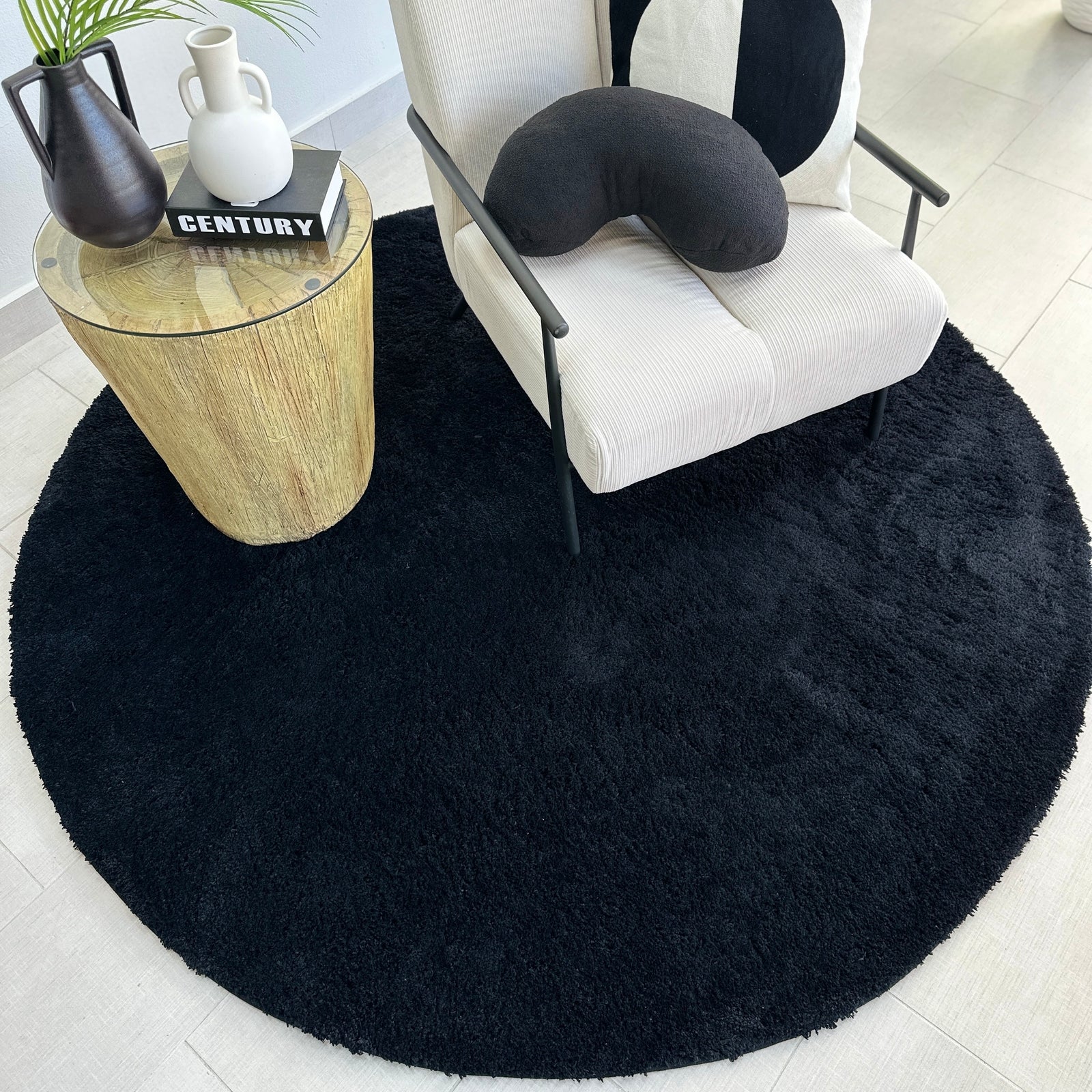 Super Soft Black Round Shaggy Rug 6'
