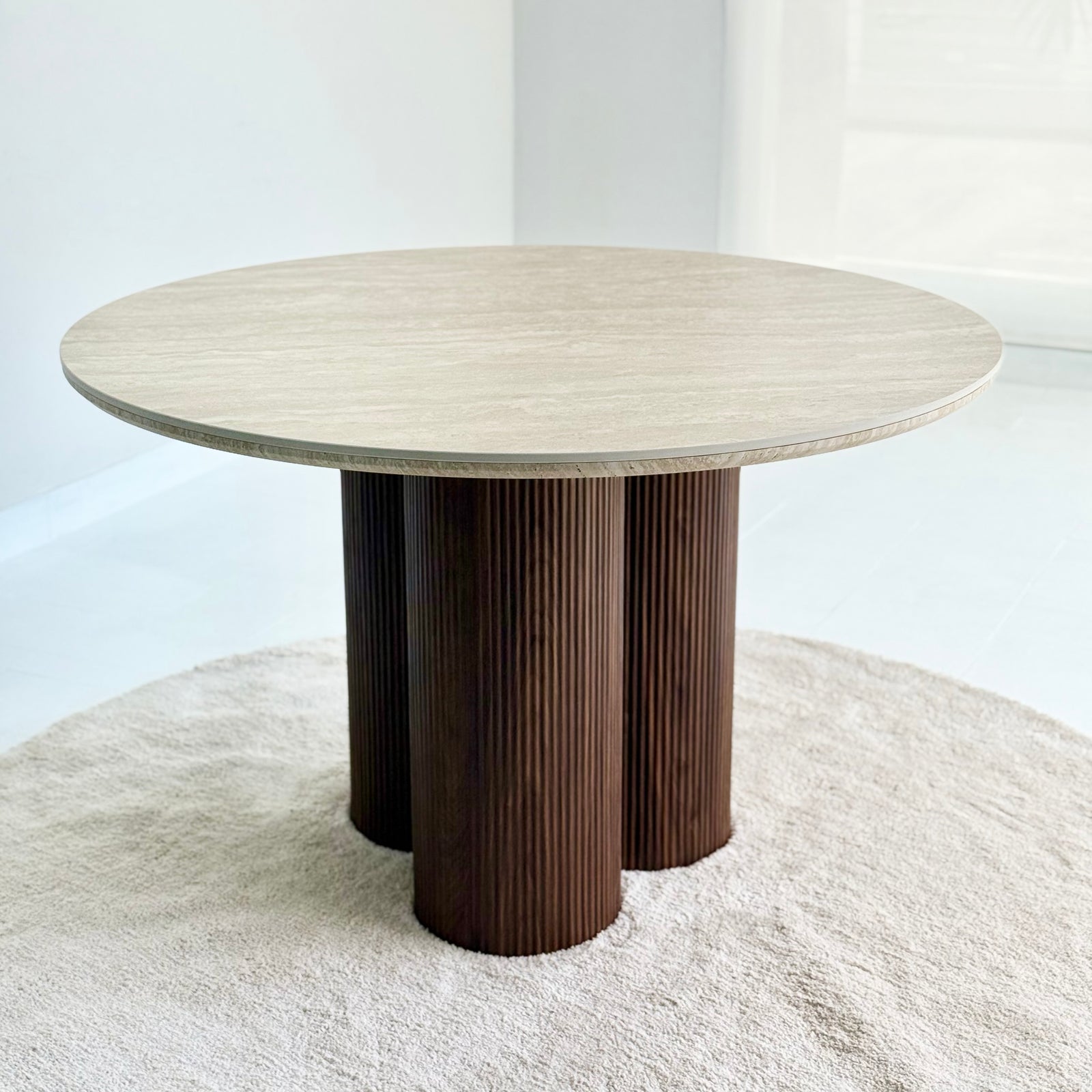 Skog Dining Round Table Ceramic Top