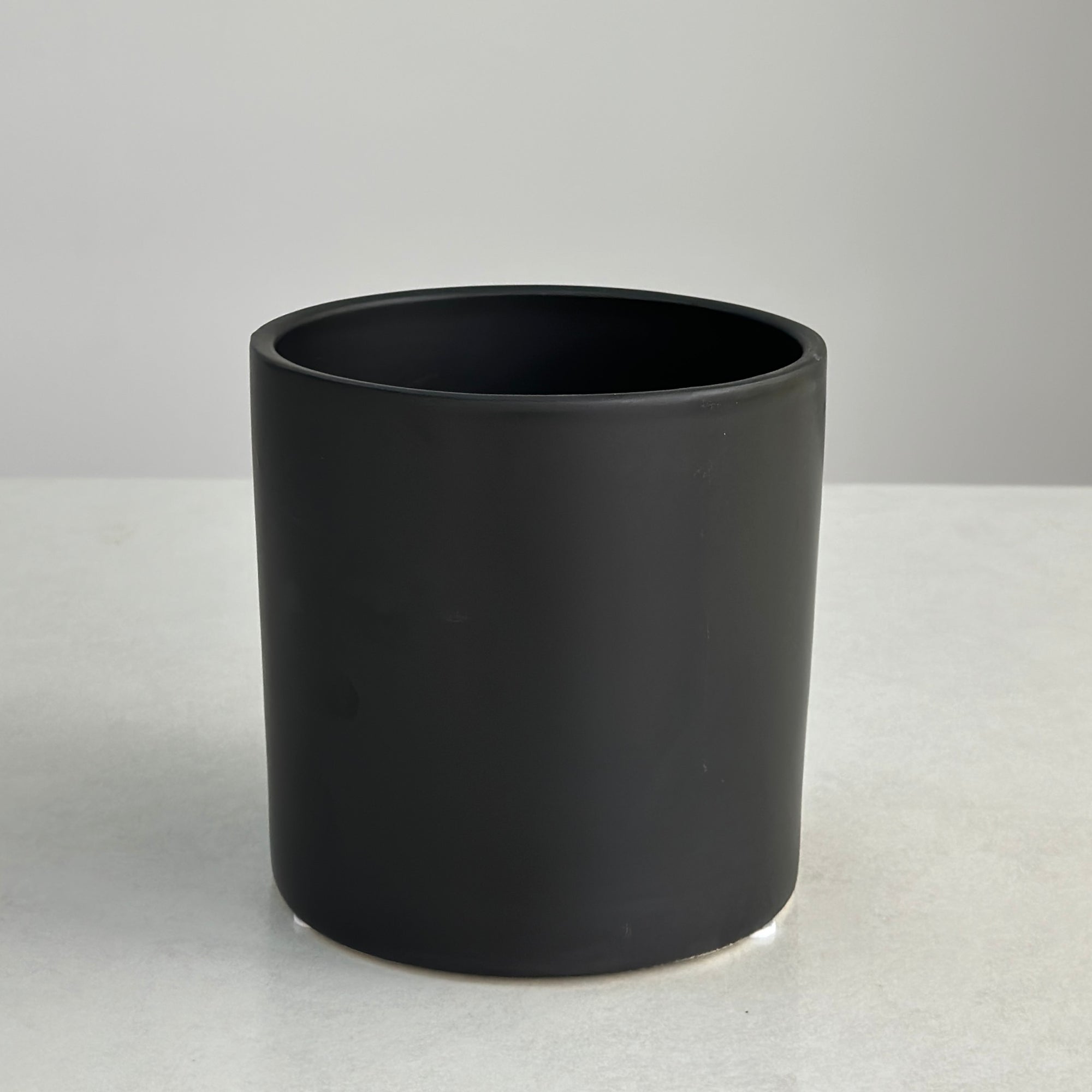 Ceramic Round Black Pot Matte Finish