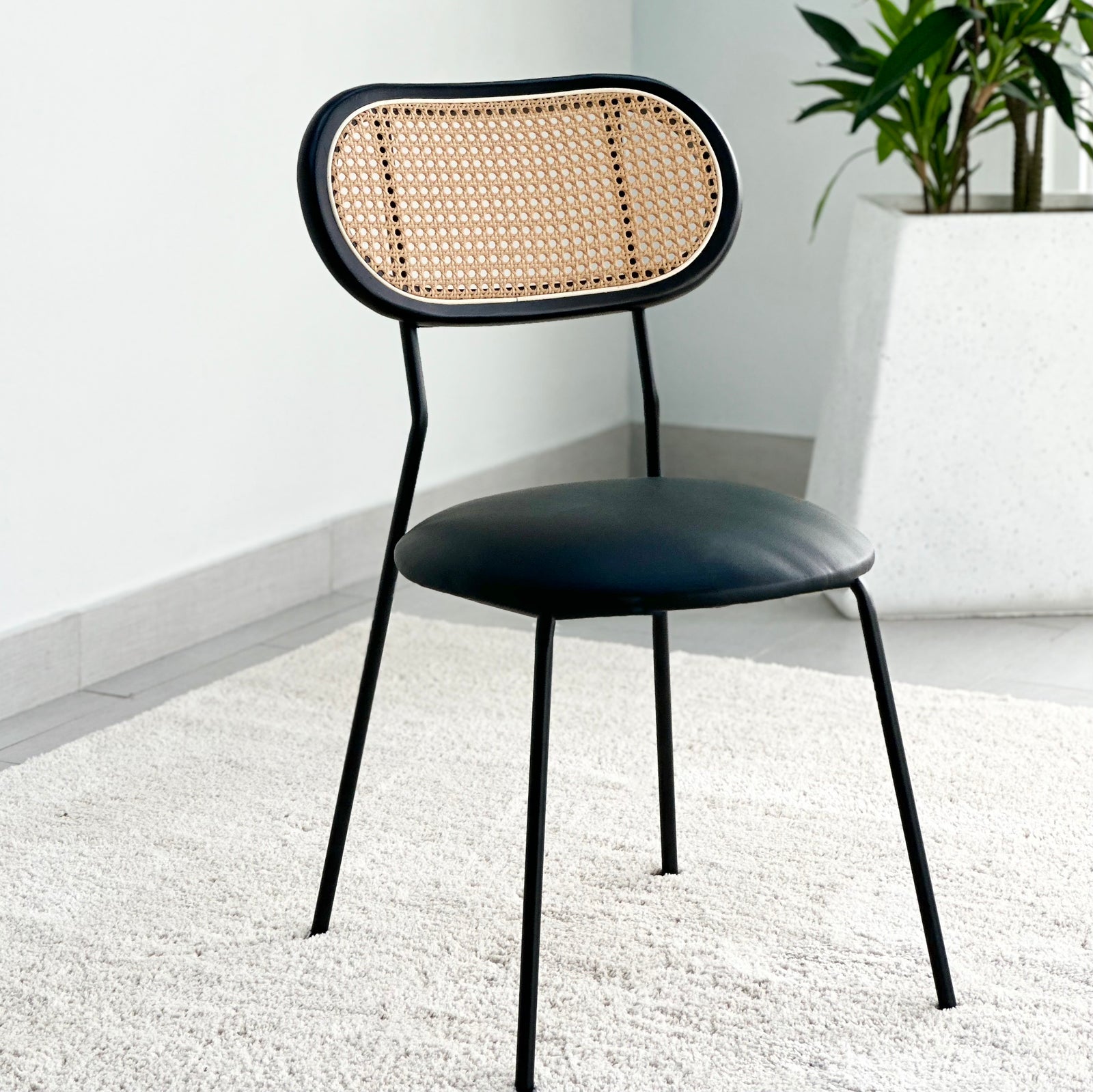 Retro Black Dining Chairs Rattan Back