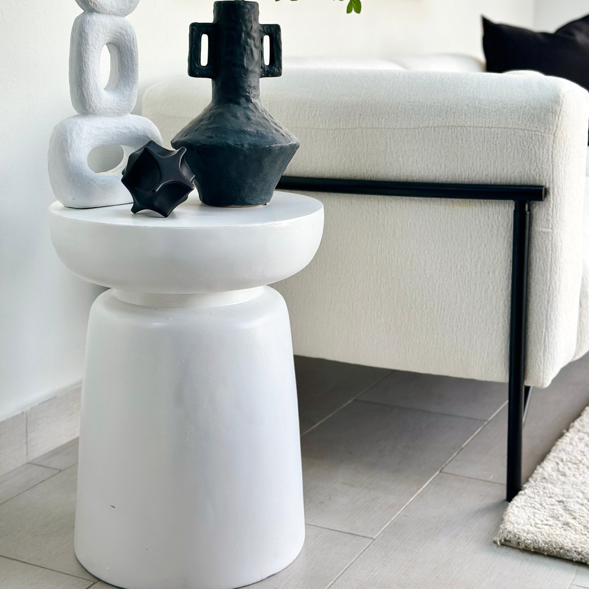 Volcano White side Table