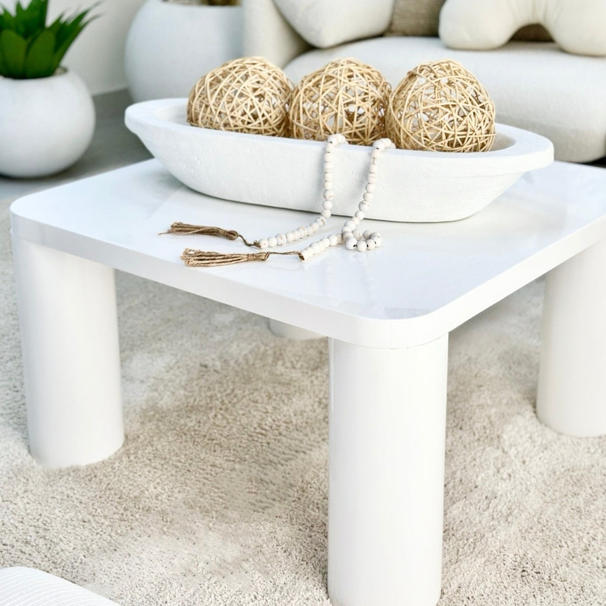 Smooth Square White Lacquer Coffee Table