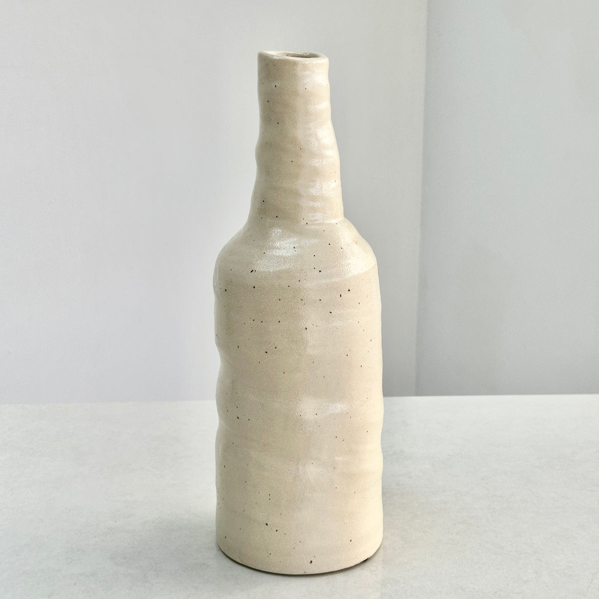 Wrinkle Ivory Long Neck Vase