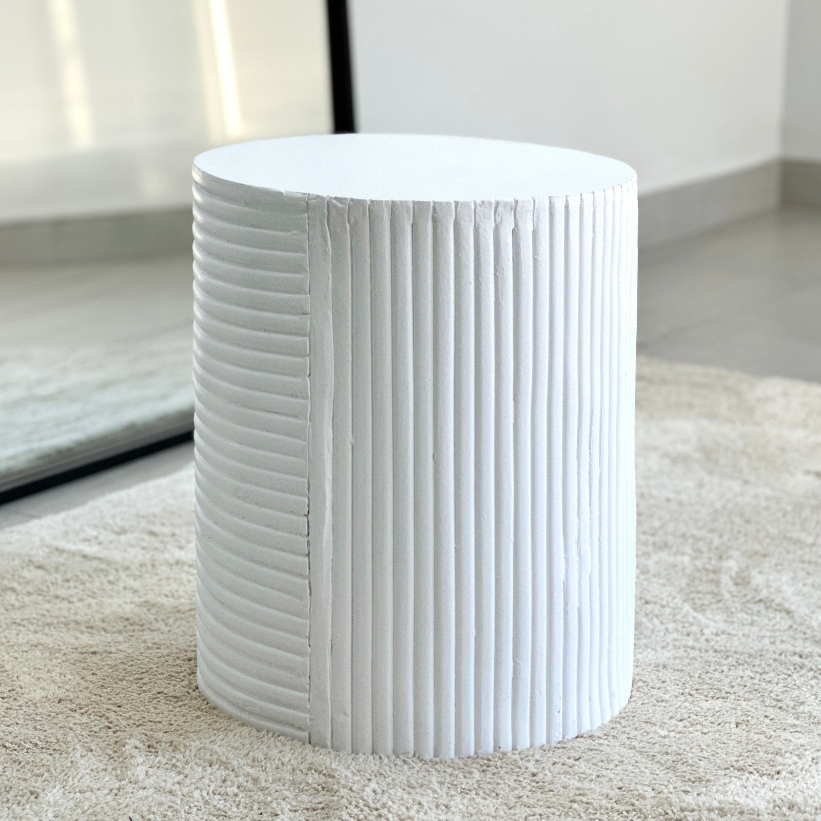 Desigual Hand-cast White side Table