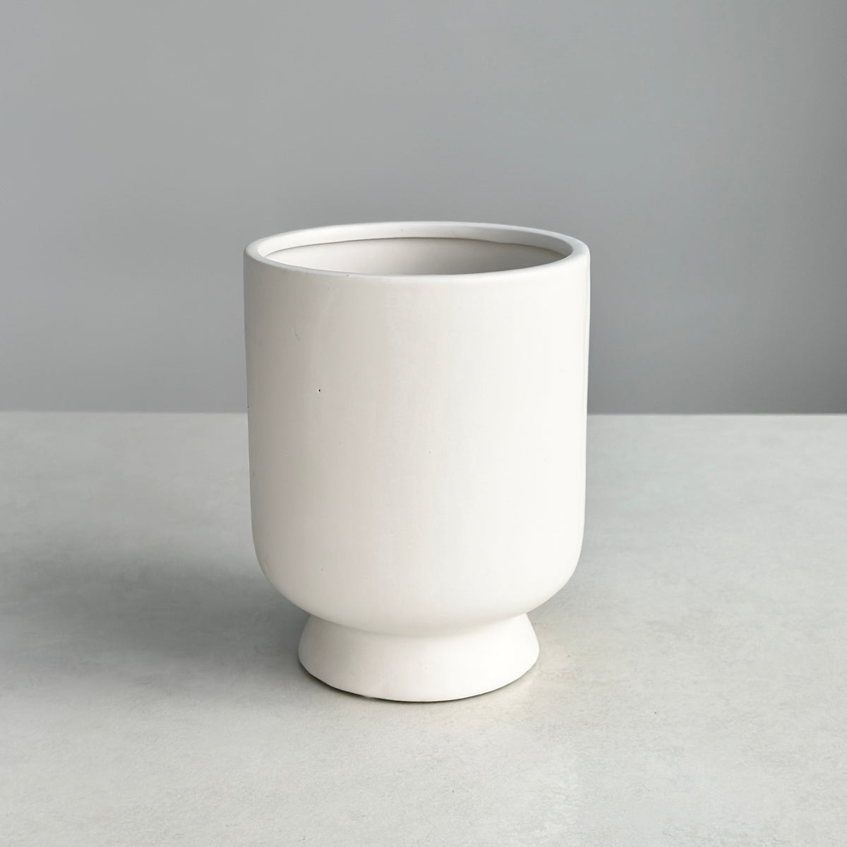Ceramic White Round Bellied Pot
