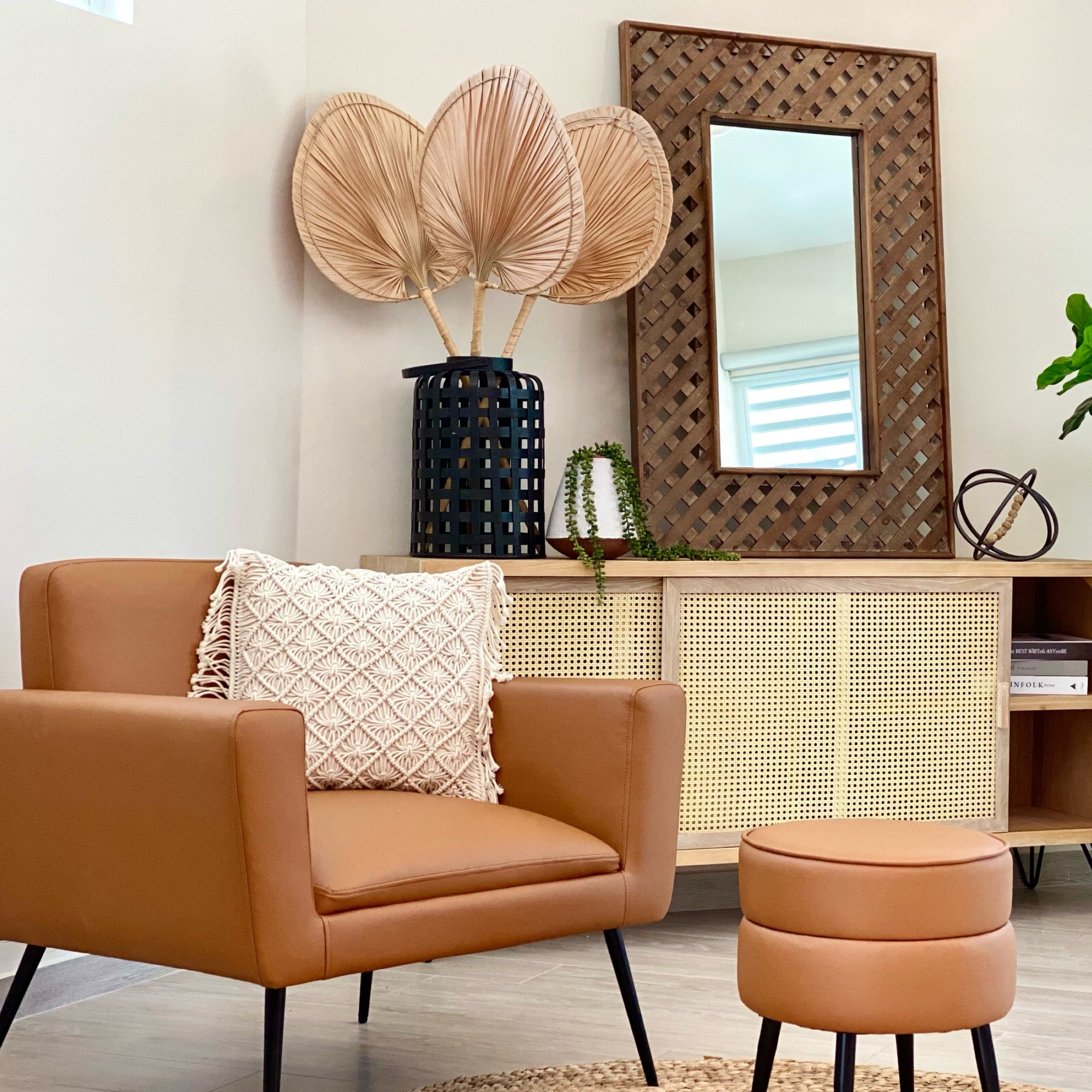 Throne Mid-Century Chair