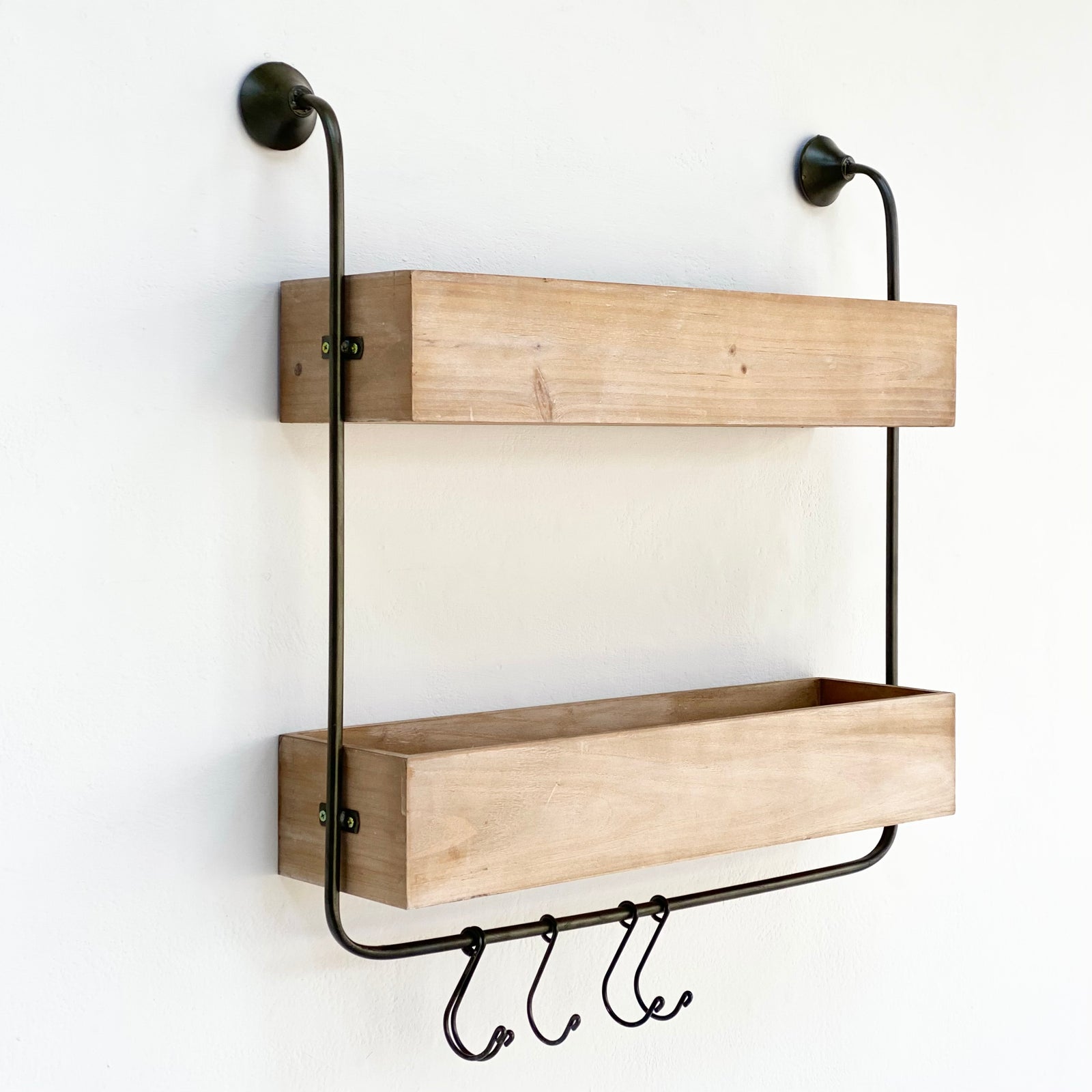 Pipe Wooden Wall Gardener