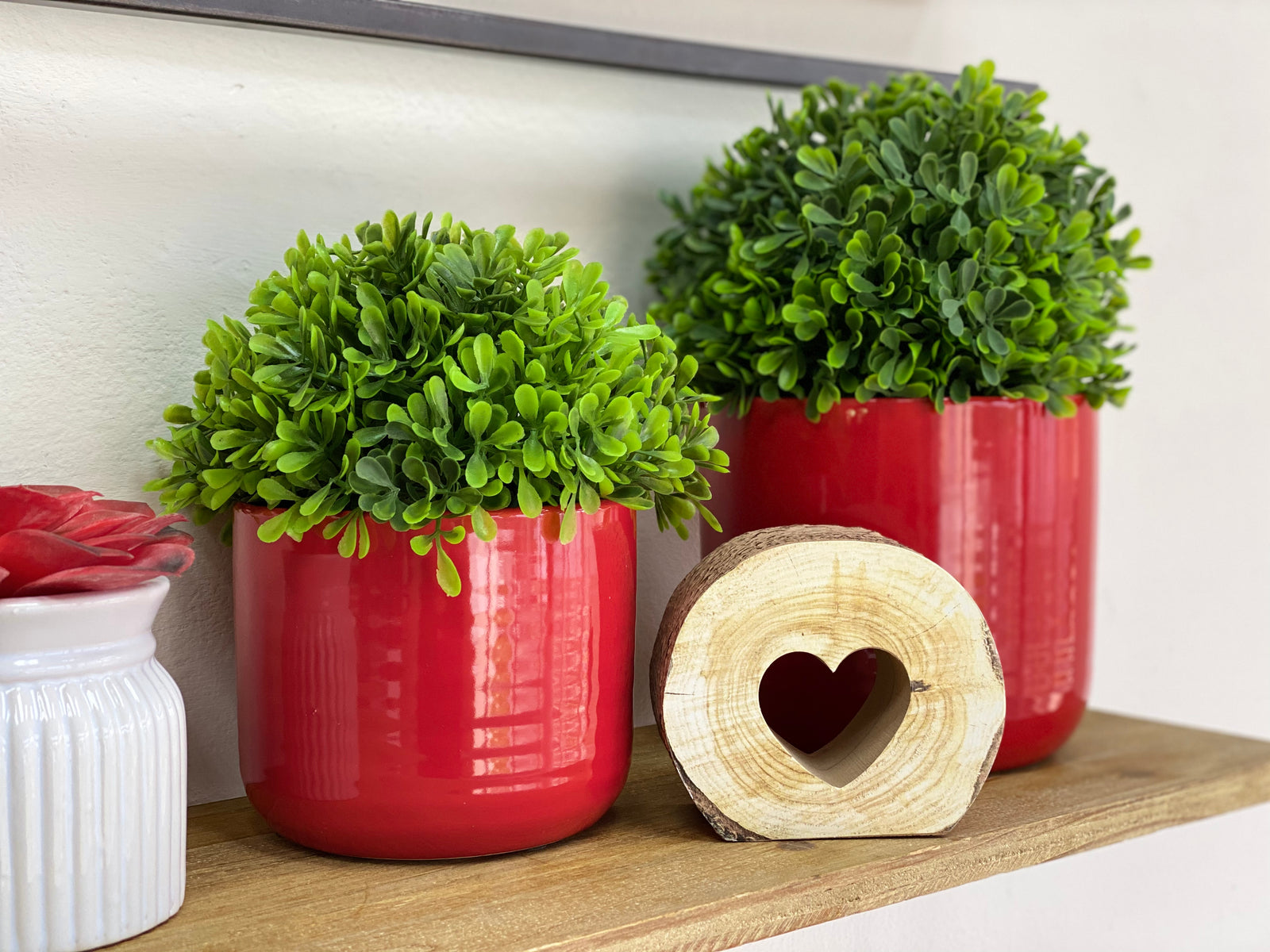 Topiary Green Leafy  Ball 8"