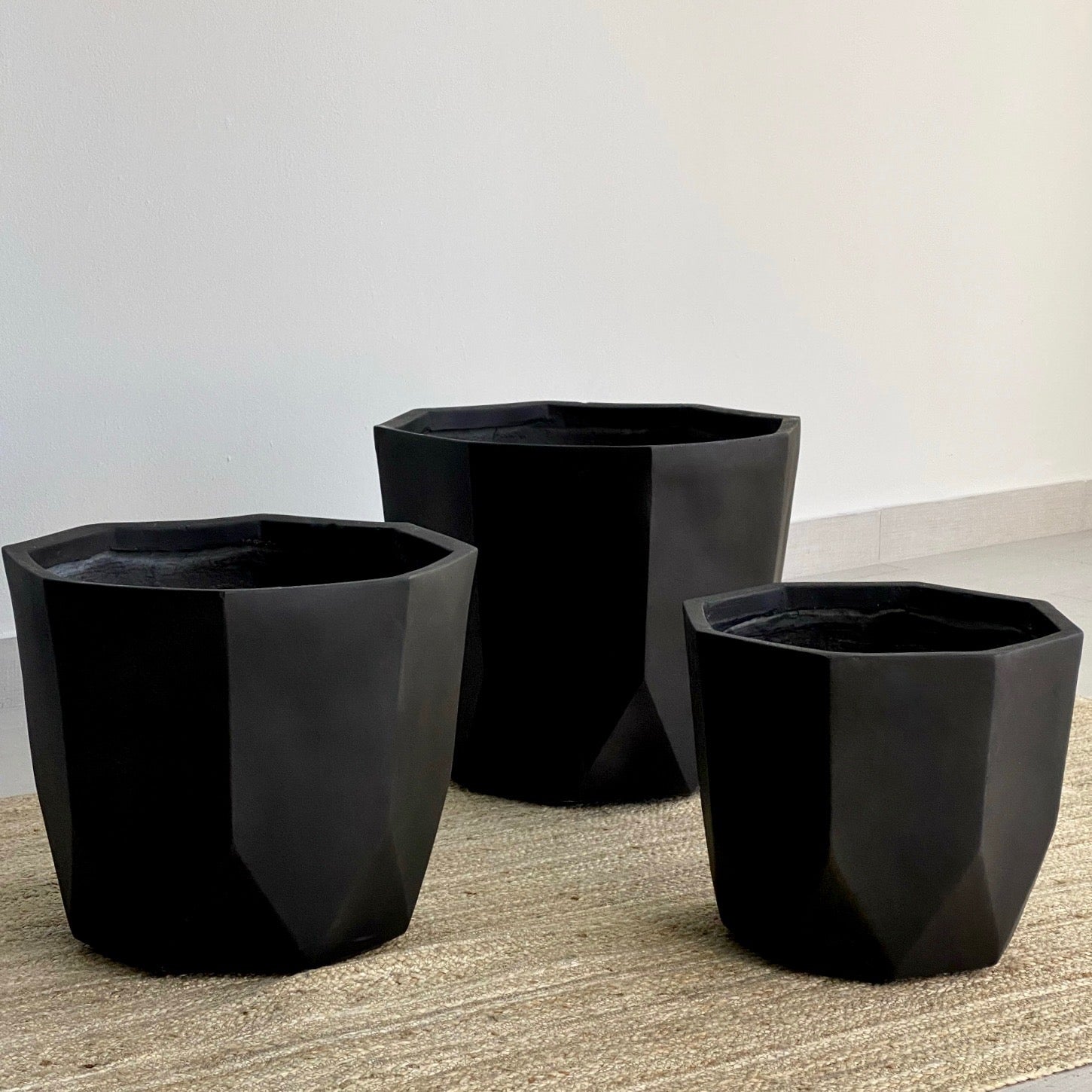 black clay plant pot Rekha Mate Black Fiber Clay Planter