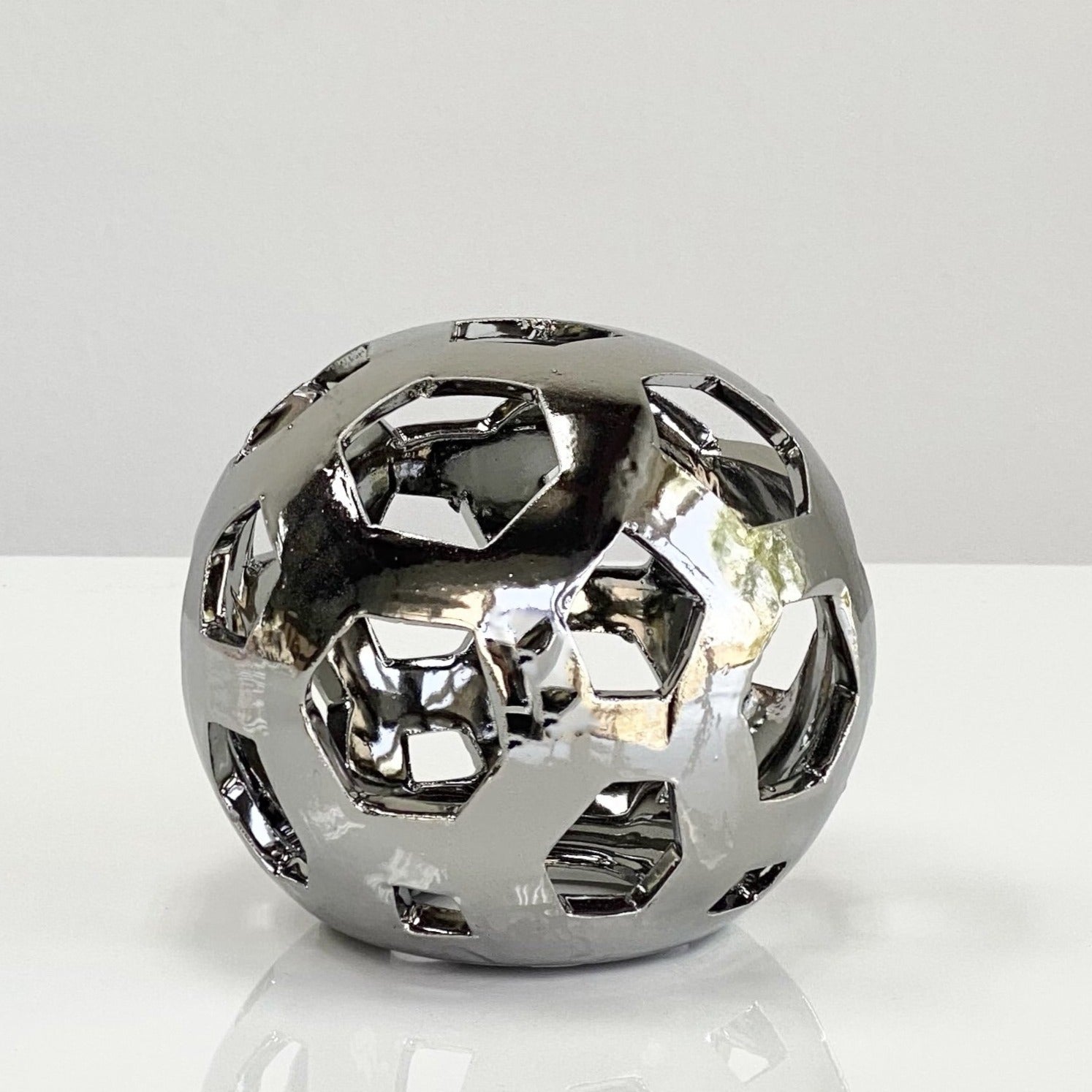 Ceramic Abstract Poly Silver Ball