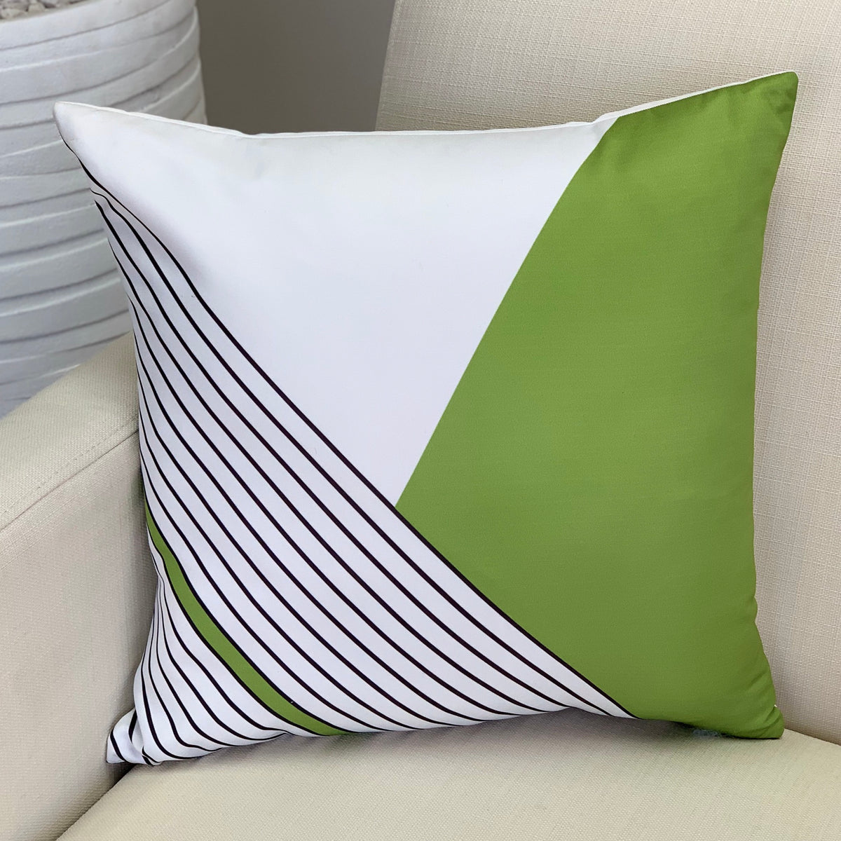 Convergent Lines Green Pillow