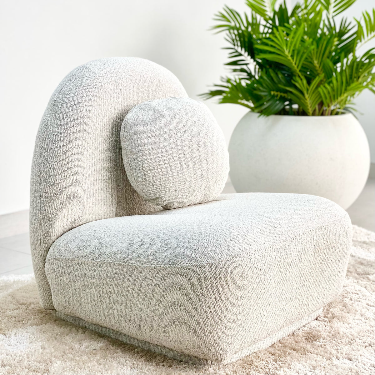 Excentrica Ivory Chair