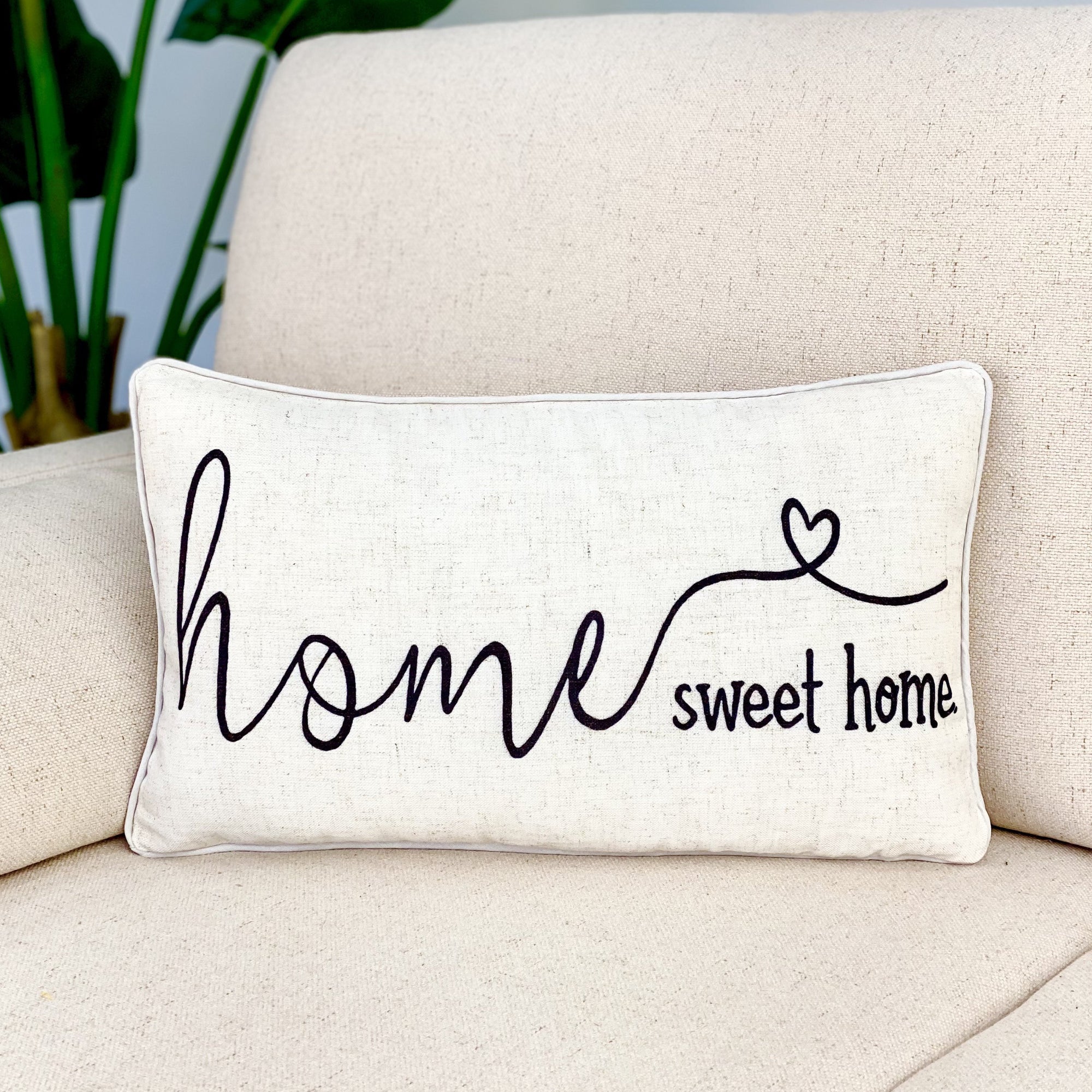 Home Sweet Home Linen Printed Pillow