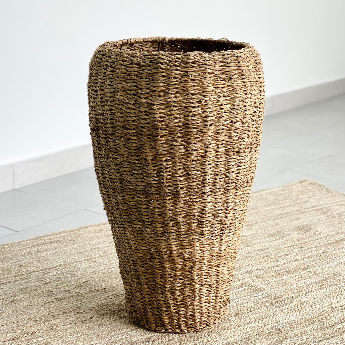 Round Conical Top wicker & Iron Frame Planter