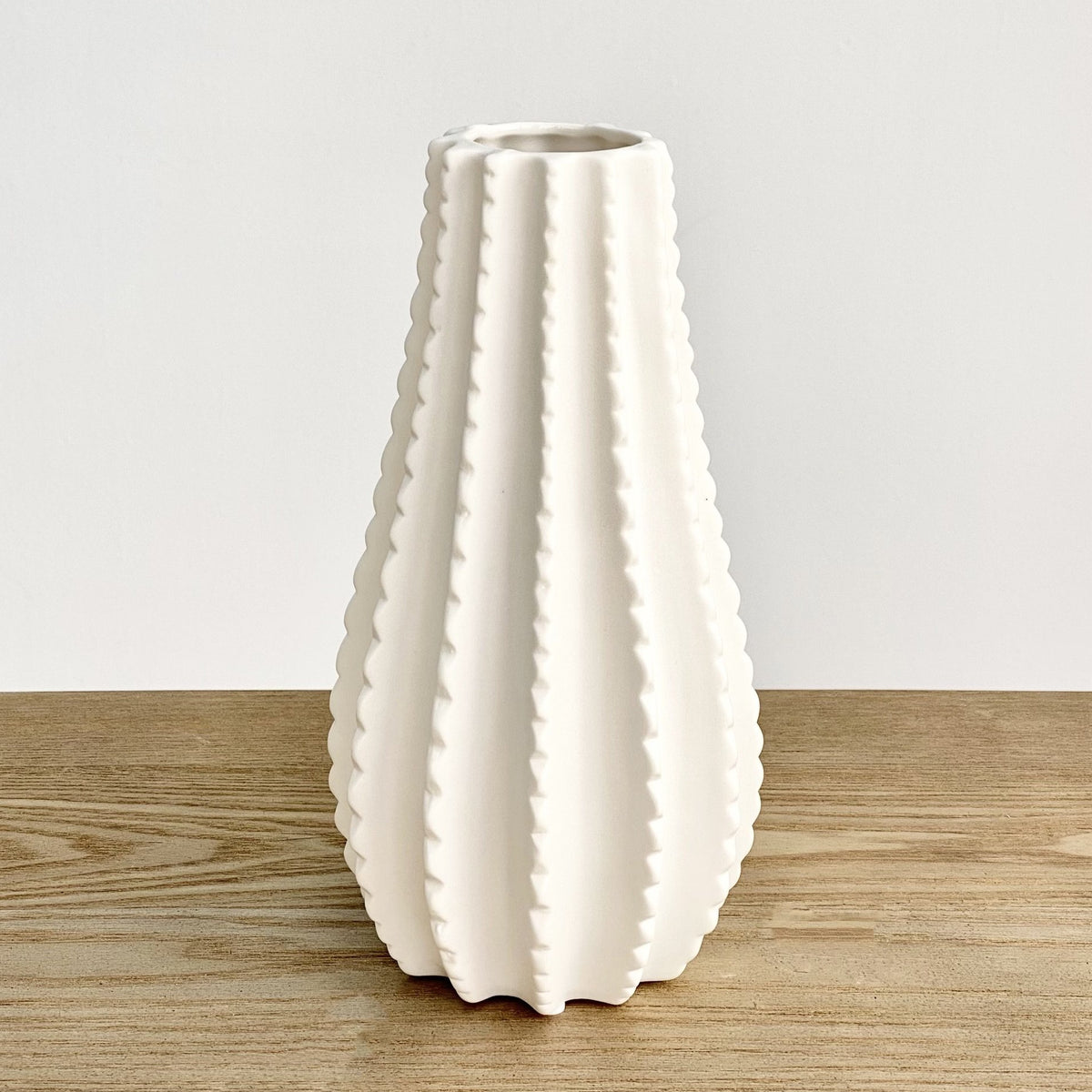 "Pumpkin" White Ceramic Round Vase
