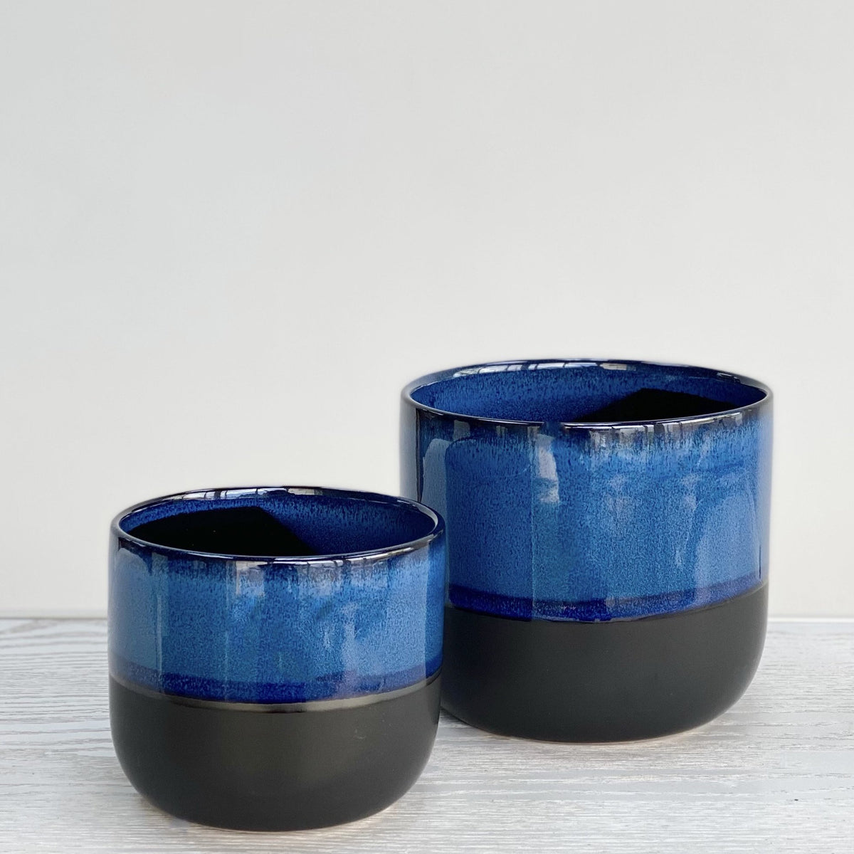 Ceramic Black and Blue Round Large Pot