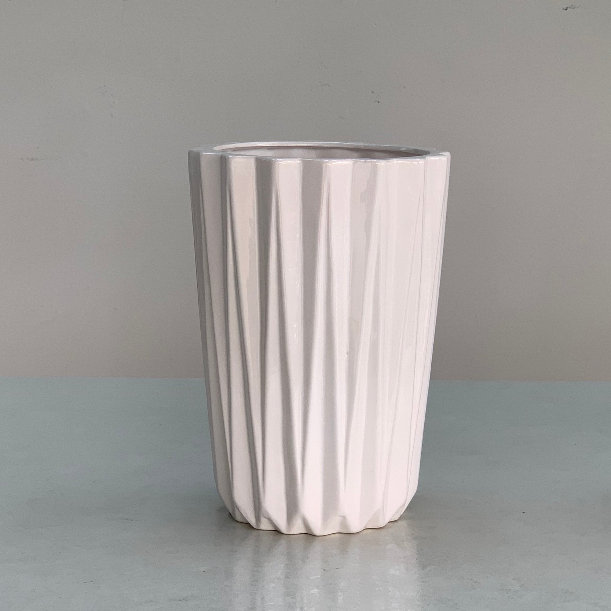 Porcelain Tapered Round Flower Vase White