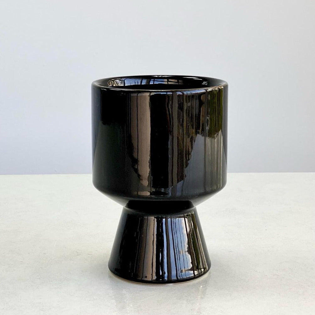 Ceramic Black Vase Cup Shape