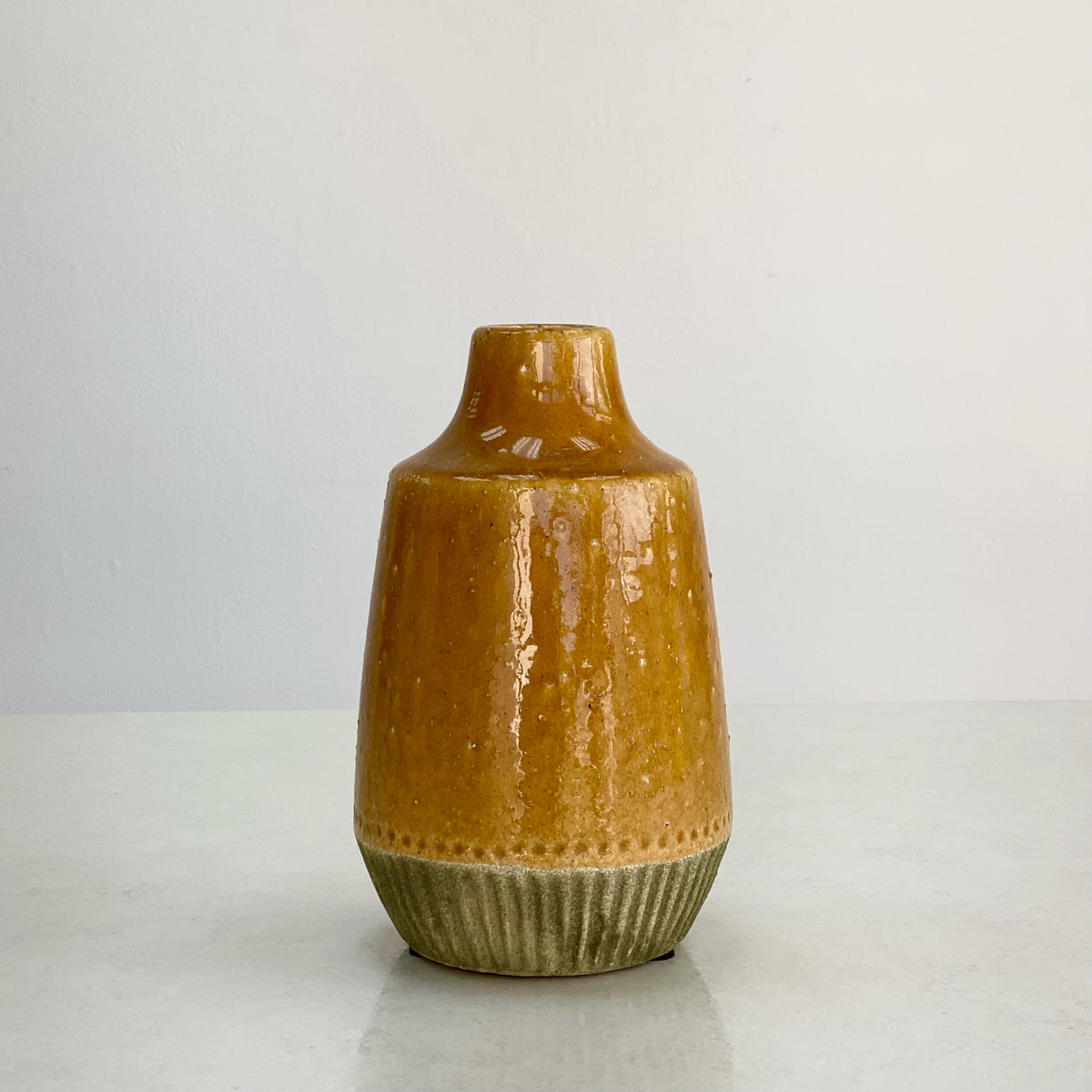 Ceramic Round Vase Vertical Line Amber Large
